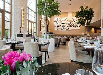 germany/bavaria/restaurant/sophia-s-restaurant-bar