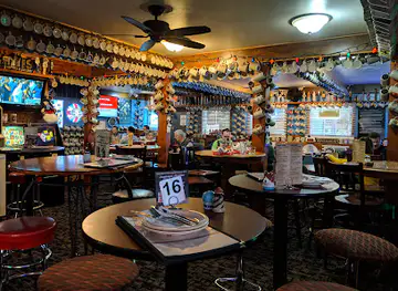 Bilda's Friess Lake Pub