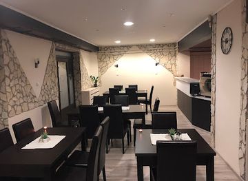 hungary/tatabanya/restaurant/funky-etterem-es-pizzeria