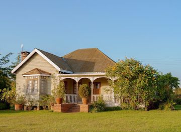 kenya/mount-kenya-region/restaurant/shepherds-huts