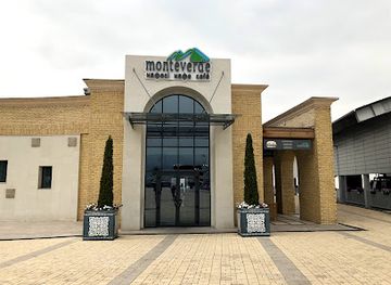 kazakhstan/chundja-canyon/restaurant/inzhu-restaurant