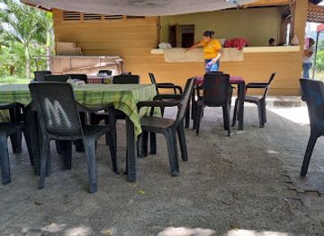 dominican-republic/barahona/restaurant/d-minerva-pescado-con-coco