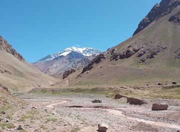 argentina/aconcagua-provincial-park/restaurant/provincial-aconcagua-park