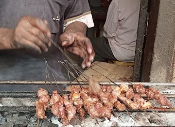 kenya/lamu/restaurant/aziz-boss-hotel