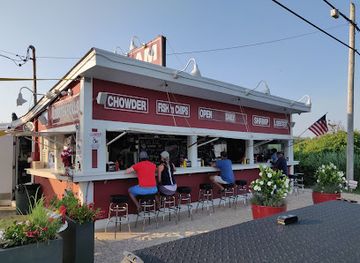 new-york/montauk/restaurant/clam-bar-at-napeague