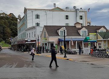 michigan/mackinac-island/restaurant/pancake-house