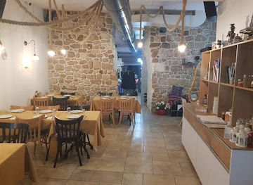 israel/acre/restaurant/pluka
