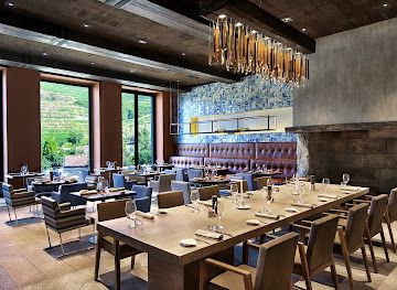 portugal/douro/restaurant/vale-abraao-restaurant