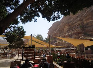 jordan/ras-al-naqb/restaurant/the-basin-restaurant