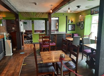 united-kingdom/montgomeryshire/restaurant/y-llew-coch-mach-the-red-lion-machynlleth-town