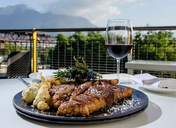 mexico/monterrey/fundidora-park/restaurant/el-lingote