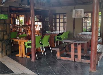 south-africa/limpopo/restaurant/the-macaw-nest-family-restaurant