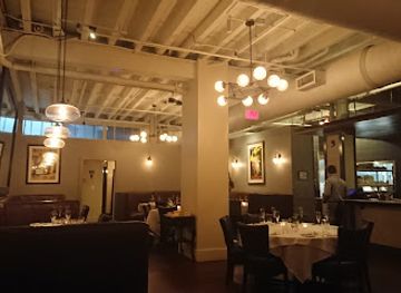 massachusetts/boston/restaurant/troquet-on-south