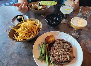 california/sacramento/east-sacramento/restaurant/frog-slim