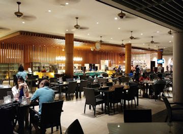 singapore/north-region/restaurant/the-lookout-sicc