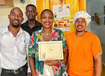 haiti/petionville/restaurant/snacky-s