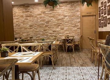 spain/cordoba/restaurant/taberna-chico-medina