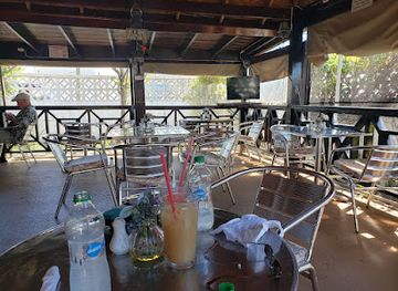 saint-kitts-and-nevis/botanical-gardens-of-nevis/restaurant/el-fredo-s