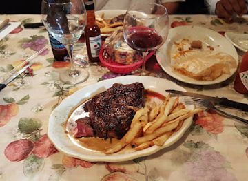 mississippi/the-capital-region/restaurant/doe-s-eat-place