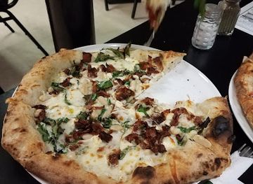 michigan/bay-city/restaurant/gulino-s-pizza-sons