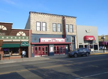 montana/beartooth-highway/restaurant/red-lodge-pizza-co