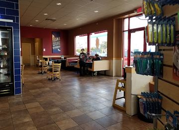 ohio/amish-country/restaurant/dairy-queen-grill-chill