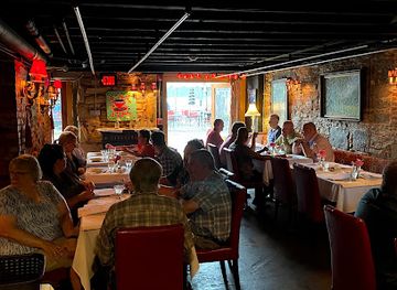 ohio/punderson-state-park/restaurant/paris-room