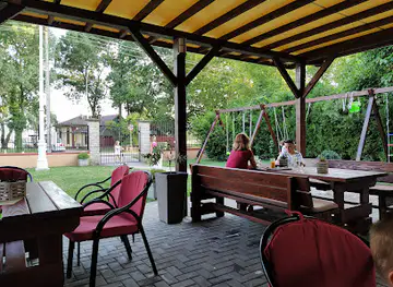 Vila Elizabet Restaurant & Apartments