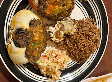 the-bahamas/cat-island/restaurant/mary-s-crab-shack