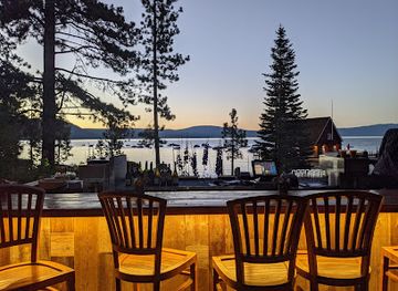 california/tahoe-city/restaurant/chambers-landing-bar-grill