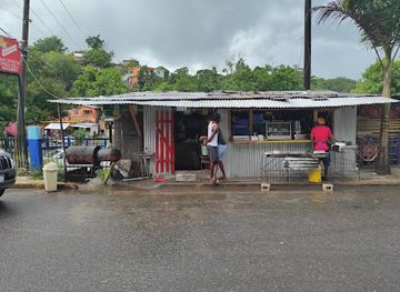 jamaica/port-maria/restaurant/juici-patties