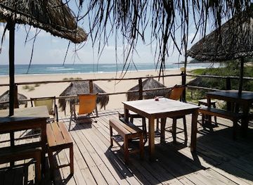 mozambique/tofo-beach/restaurant/fatima-s-nest