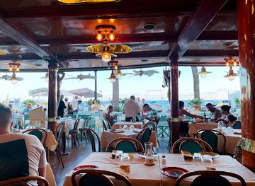 italy/positano/restaurant/chez-black