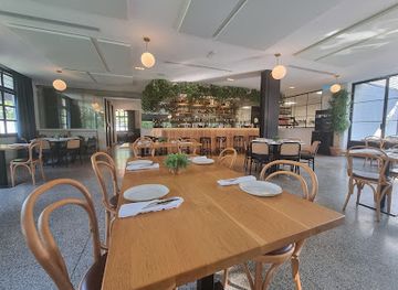 ghana/greater-accra-region/restaurant/pomona