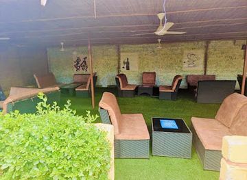 burkina-faso/bobo-dioulasso/restaurant/moonshadows-restaurant