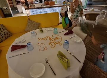 maldives/raa-atoll/restaurant/tazaa