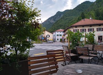 slovenia/triglav-national-park/restaurant/hisa-polonka