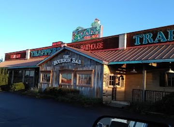 Trapper's Fishcamp & Grill