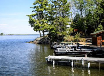 minnesota/voyageurs-national-park/restaurant/northern-lights-resort-outfitting