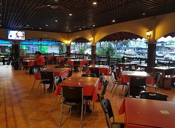 panama/david/restaurant/la-tipica