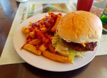 nauru/boe-district/restaurant/mr-chippies