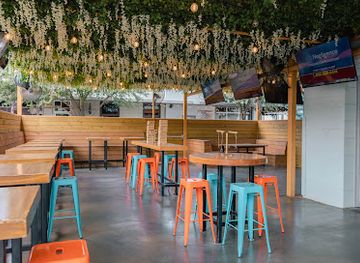 texas/fort-worth/restaurant/pour-decisions