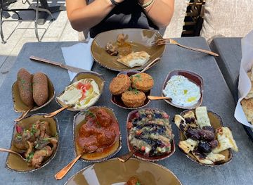 norway/kristiansand/restaurant/the-royal-corner-middelhavsretter