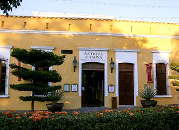 La Antigua Casona