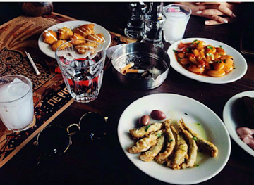 greece/larissa/restaurant/sto-peripou