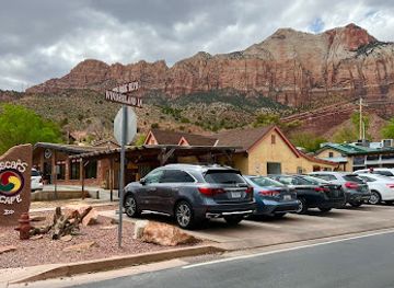 utah/zion-national-park/restaurant/oscar-s-cafe