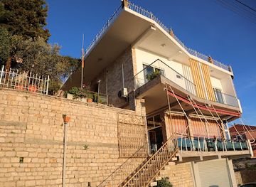 albania/kruja/restaurant/pamja-e-qyteteve