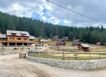 montenegro/durmitor/restaurant/etno-selo-zminica