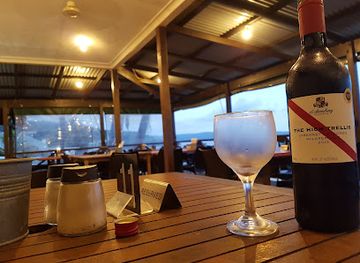 christmas-island/poon-saan/restaurant/the-golden-bosun