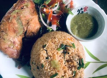 ghana/cape-coast/restaurant/ernie-s-place